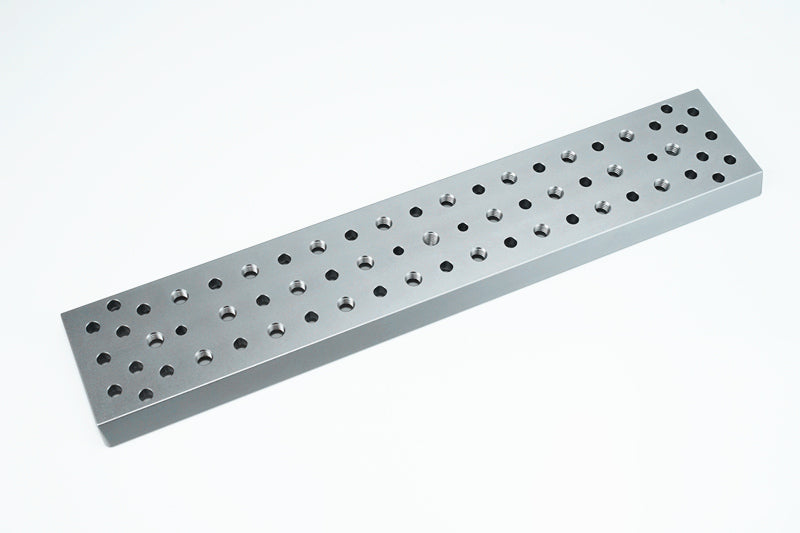 AU006 - D-series Dovetail Plate - 352mm