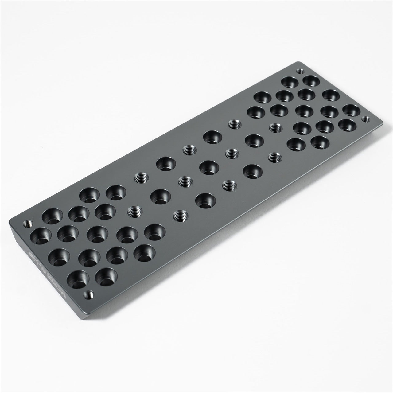 AU019 D-series Dovetail Plate - 220mm