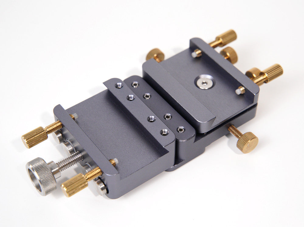 AU117 - MORE BLUE Binoscope Platform